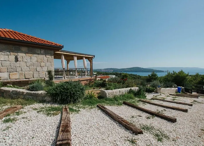 Capri House