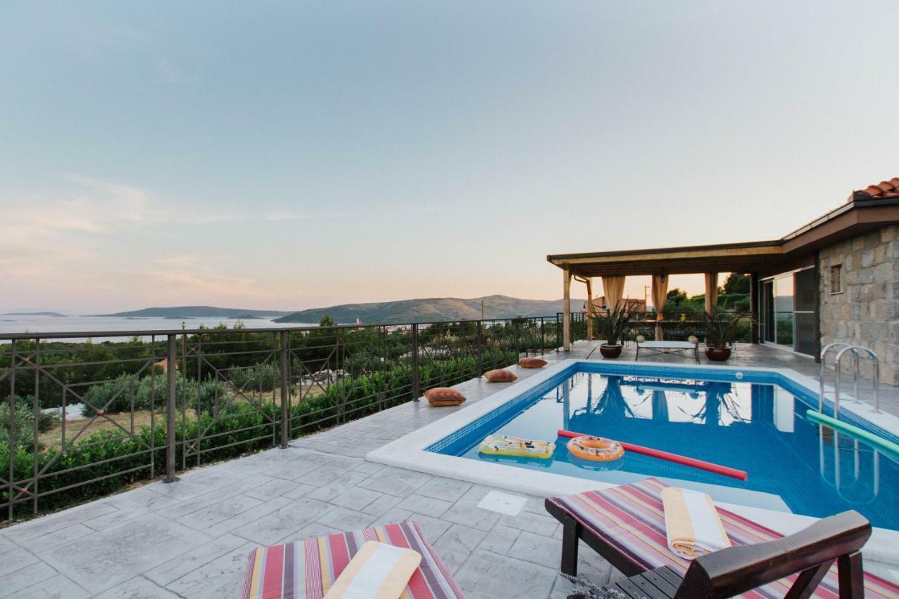 Capri House Holiday home *